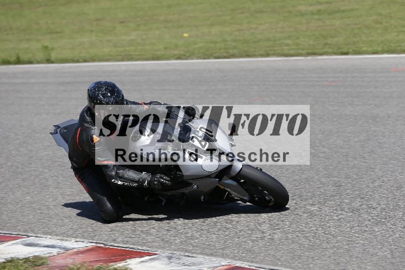 /Archiv-2024/56 10.08.2024 Plüss Moto Sport ADR/Einsteiger/420